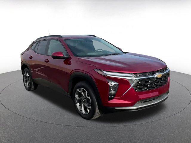 used 2025 Chevrolet Trax car, priced at $18,516