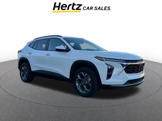 used 2025 Chevrolet Trax car, priced at $19,290