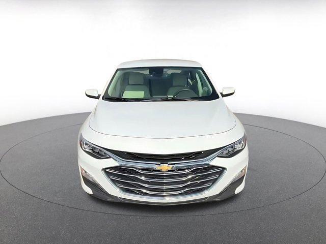 used 2024 Chevrolet Malibu car, priced at $19,117