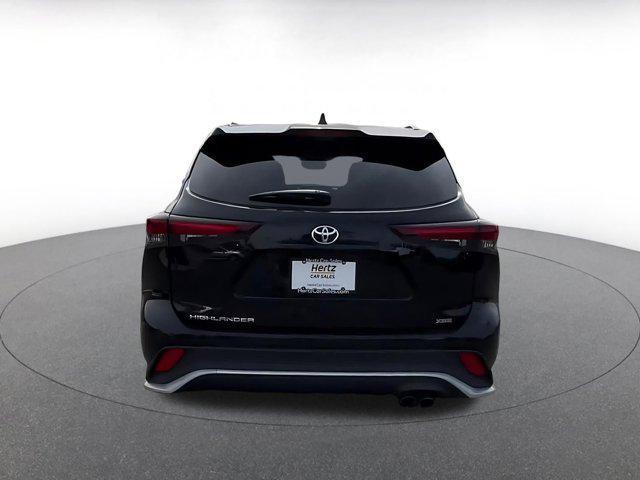 used 2024 Toyota Highlander car, priced at $35,759