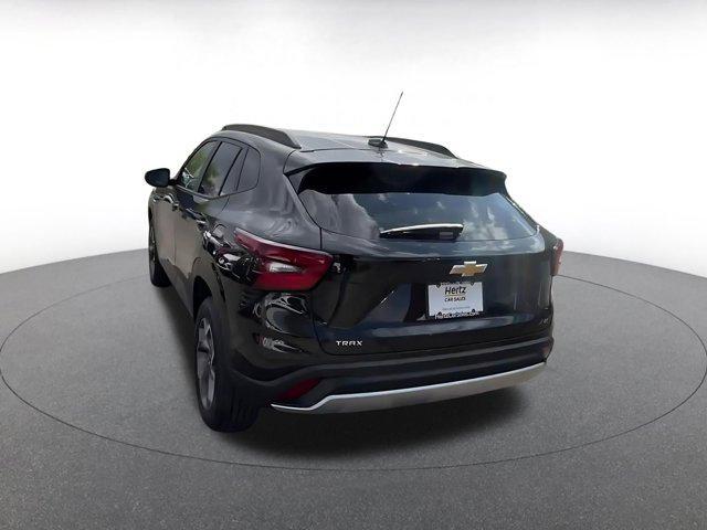 used 2025 Chevrolet Trax car, priced at $19,632