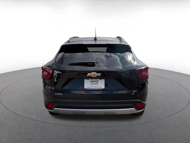 used 2025 Chevrolet Trax car, priced at $19,632