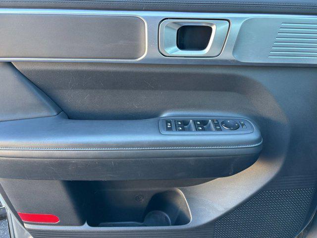 used 2025 Hyundai Santa Fe car, priced at $28,337