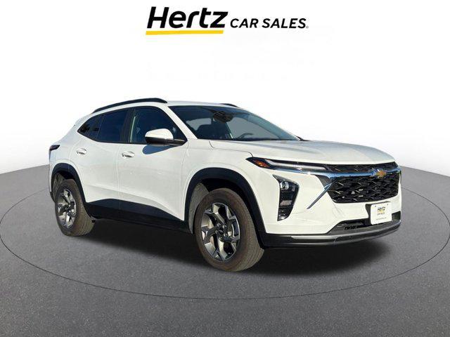 used 2025 Chevrolet Trax car, priced at $20,900