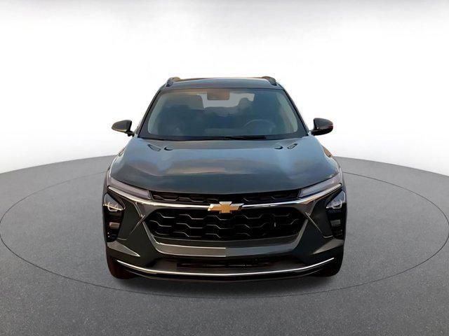 used 2025 Chevrolet Trax car, priced at $18,655