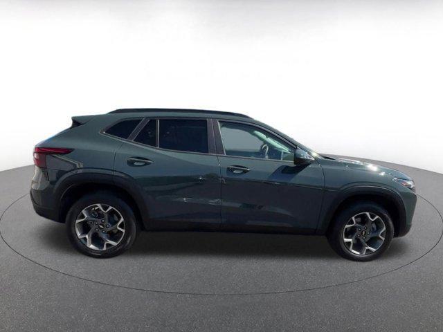 used 2025 Chevrolet Trax car, priced at $20,037