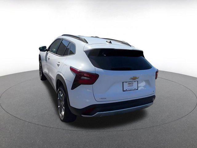 used 2025 Chevrolet Trax car, priced at $19,060