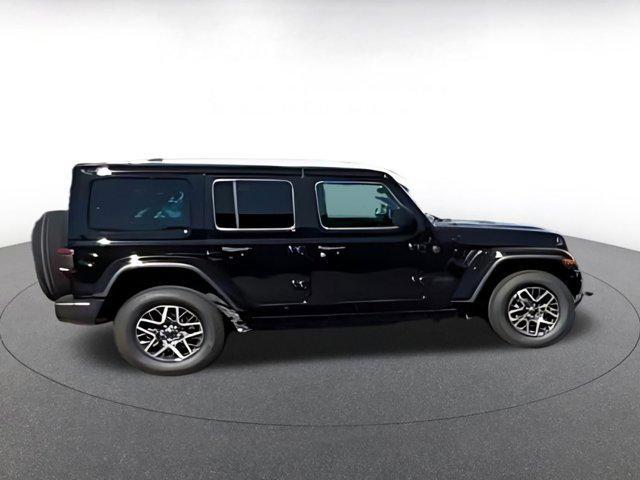 used 2025 Chevrolet Trax car, priced at $19,060