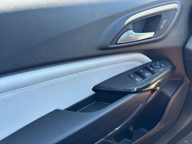 used 2025 Chevrolet Trax car, priced at $19,060