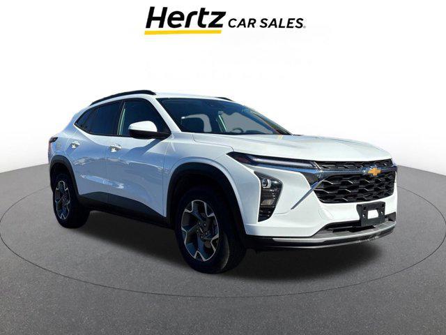 used 2025 Chevrolet Trax car, priced at $19,060