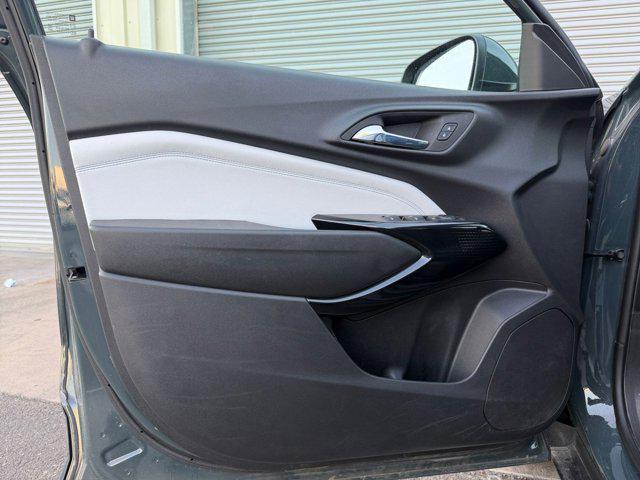 used 2025 Chevrolet Trax car, priced at $20,912