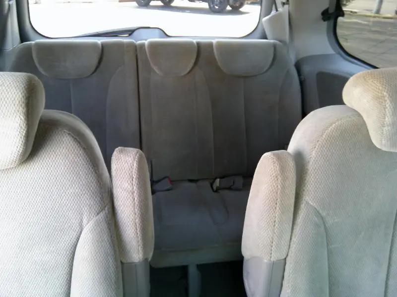 used 2006 Kia Sedona car, priced at $4,495