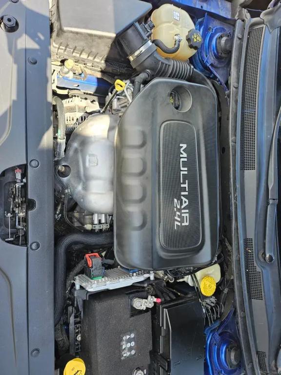 used 2015 Chrysler 200 car, priced at $5,995