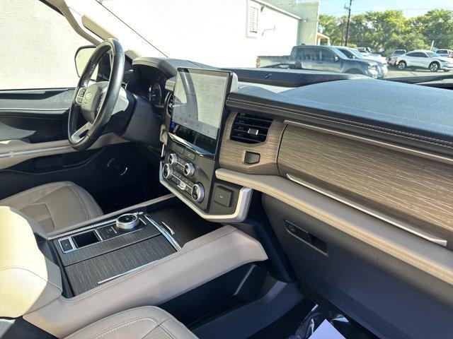 used 2023 Ford Expedition car, priced at $38,299