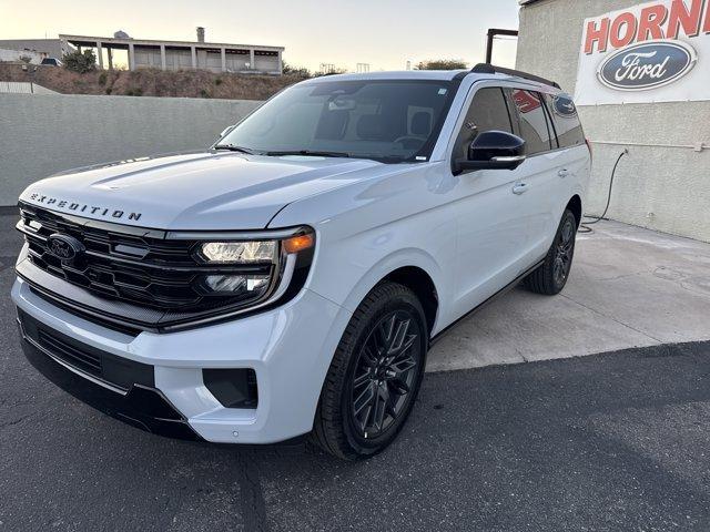 new 2025 Ford Expedition car, priced at $84,998