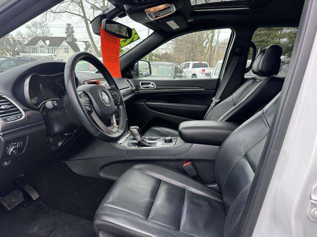 used 2020 Jeep Grand Cherokee car, priced at $21,594