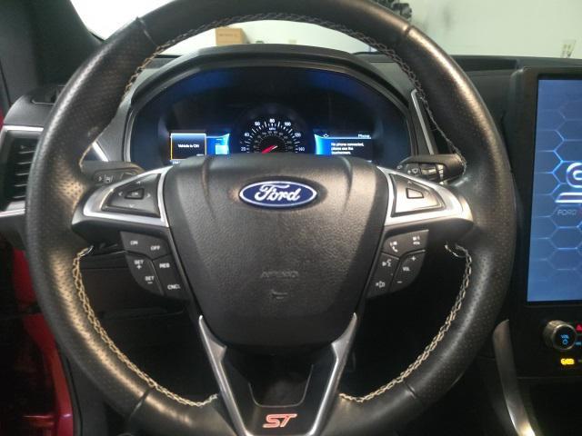 used 2023 Ford Edge car, priced at $29,900