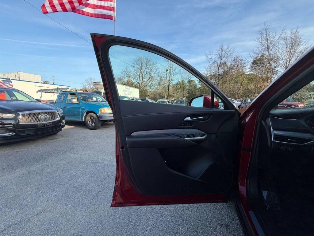 used 2020 Cadillac XT4 car, priced at $16,450