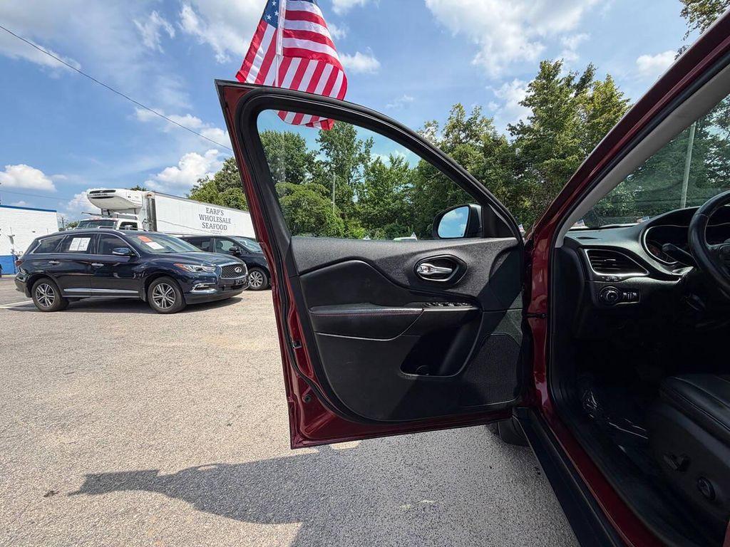 used 2021 Jeep Cherokee car, priced at $16,990