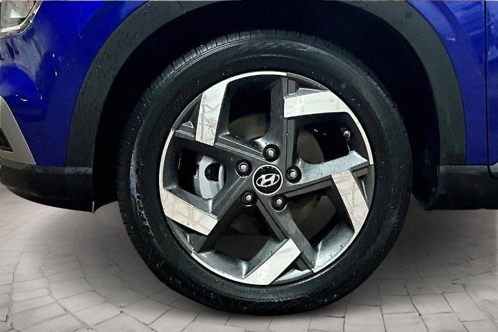new 2025 Hyundai Venue car, priced at $20,000