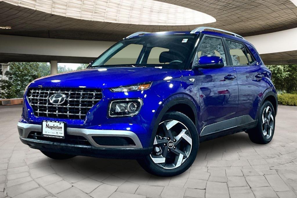 new 2025 Hyundai Venue car, priced at $20,000