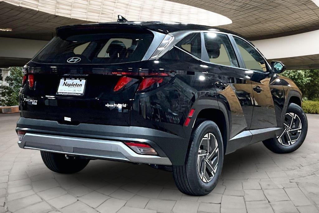 new 2026 Hyundai TUCSON Hybrid car, priced at $33,697
