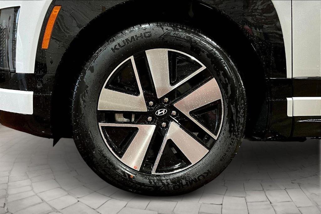 new 2026 Hyundai IONIQ 9 car, priced at $48,668