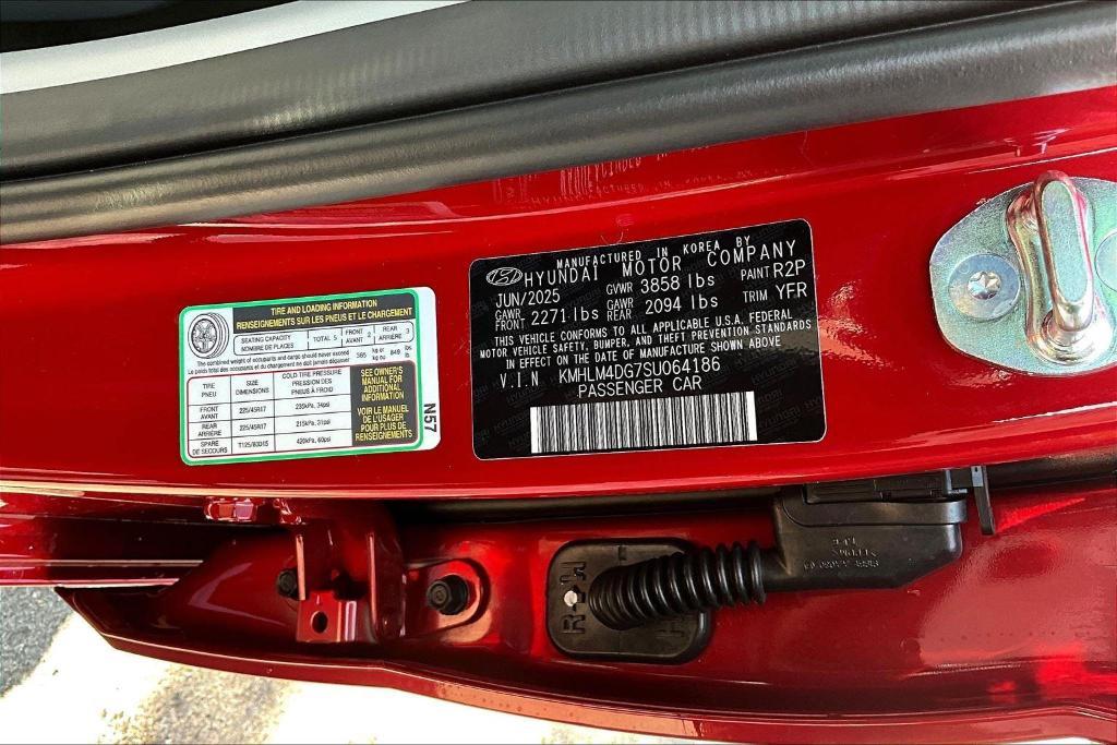 new 2025 Hyundai Elantra car, priced at $20,444