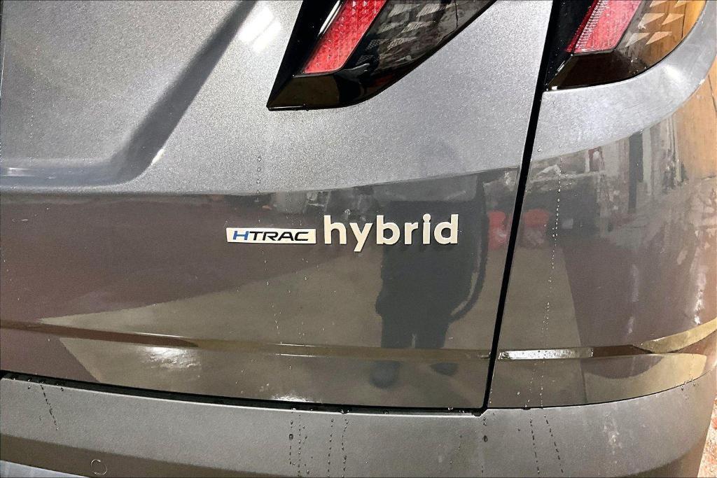 new 2026 Hyundai TUCSON Hybrid car, priced at $42,313