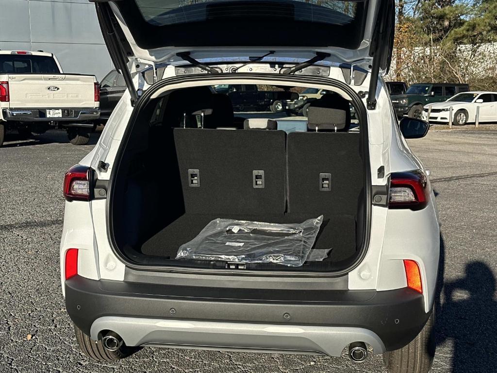 new 2026 Ford Escape car, priced at $29,980