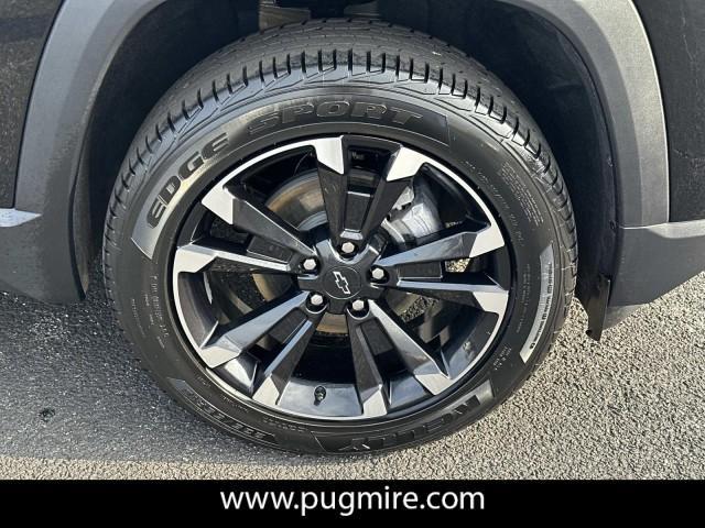 used 2025 Chevrolet Equinox car, priced at $26,892