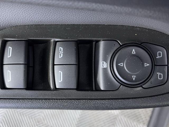 used 2023 Chevrolet Equinox car, priced at $19,900