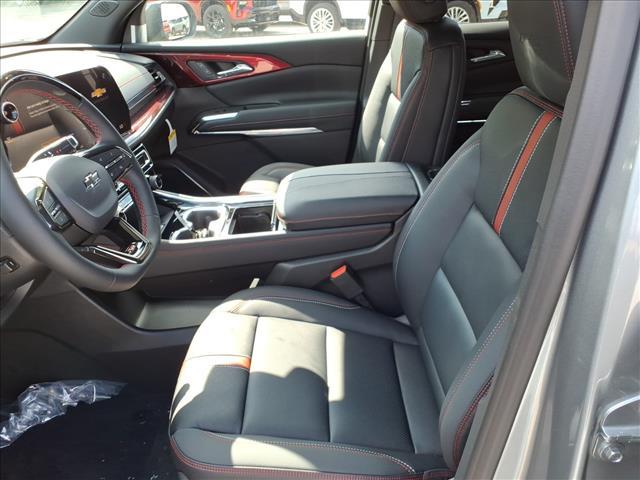 new 2026 Chevrolet Traverse car, priced at $57,613