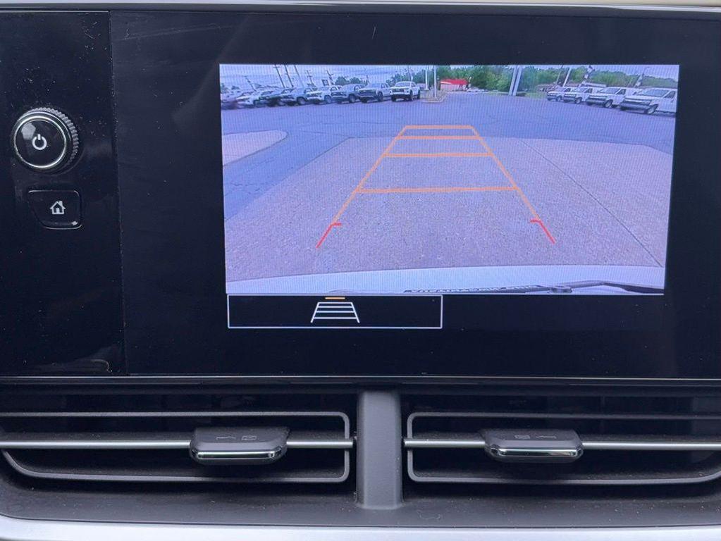 used 2024 Chevrolet Trax car, priced at $19,852