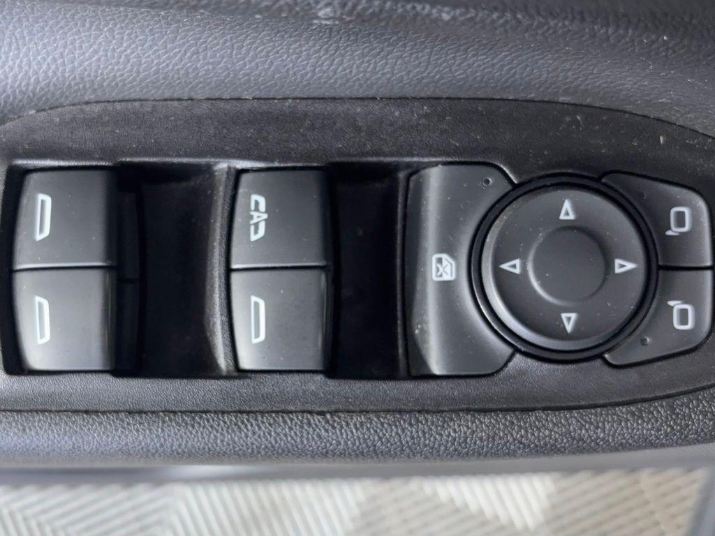 used 2019 Chevrolet Equinox car, priced at $13,387