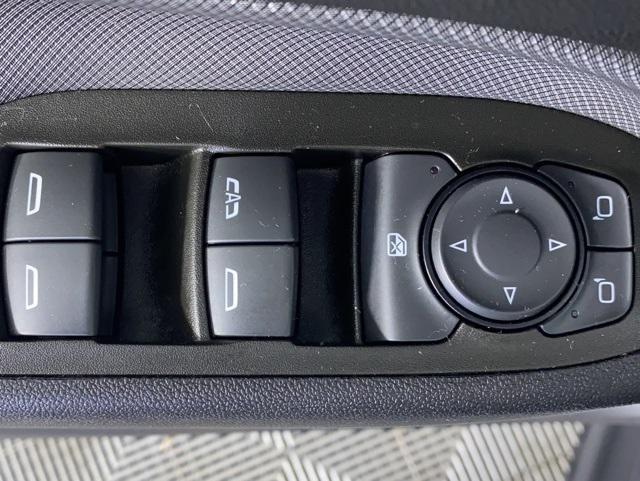 used 2023 Chevrolet Equinox car, priced at $21,500