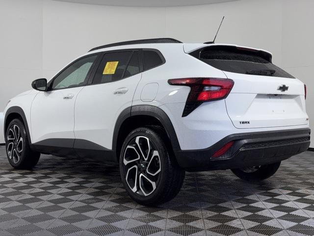 used 2024 Chevrolet Trax car, priced at $23,983