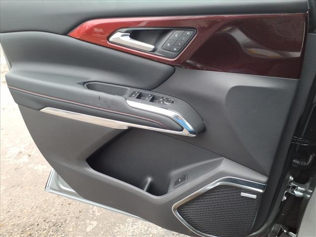 new 2026 Chevrolet Traverse car, priced at $58,315