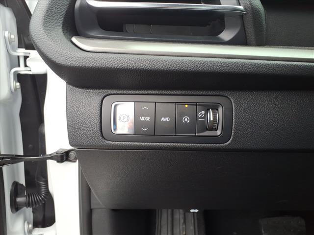 new 2026 Chevrolet Traverse car, priced at $48,447