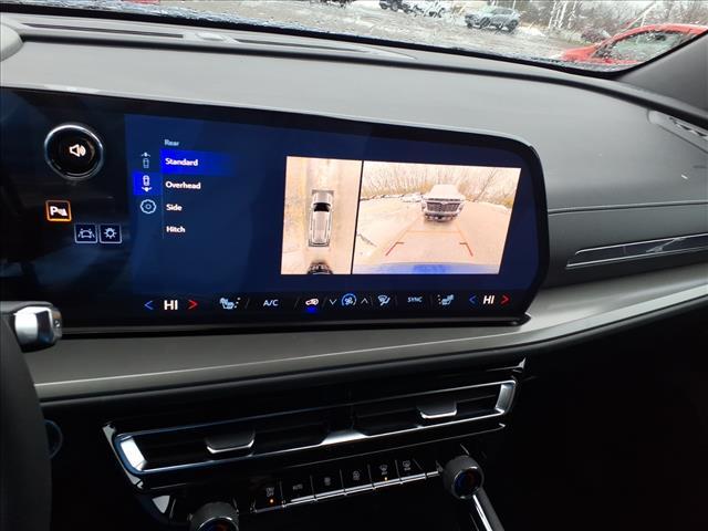 new 2026 Chevrolet Traverse car, priced at $46,022