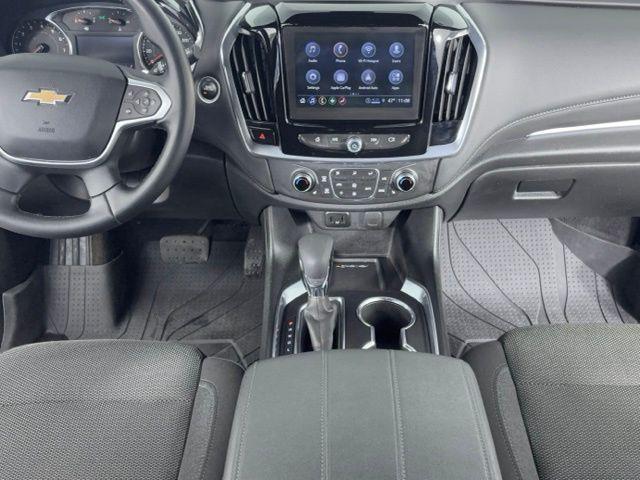 used 2023 Chevrolet Traverse car, priced at $24,800