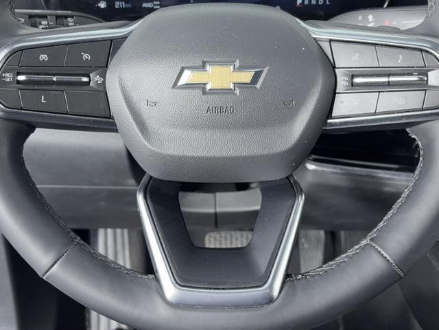 used 2025 Chevrolet Equinox car, priced at $27,376