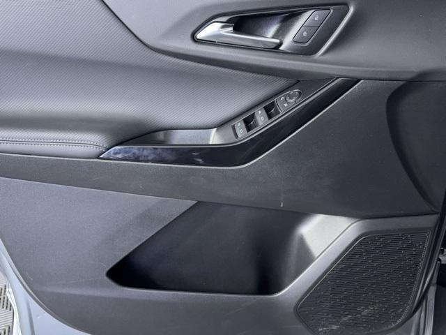 used 2025 Chevrolet Equinox car, priced at $27,376