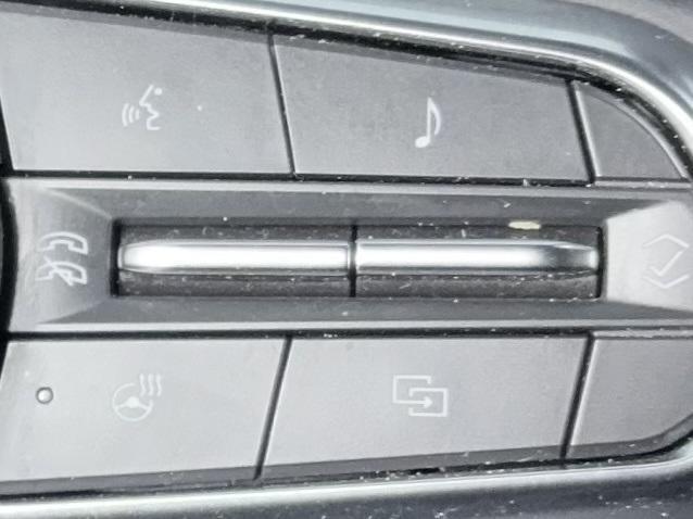 used 2025 Chevrolet Equinox car, priced at $27,376