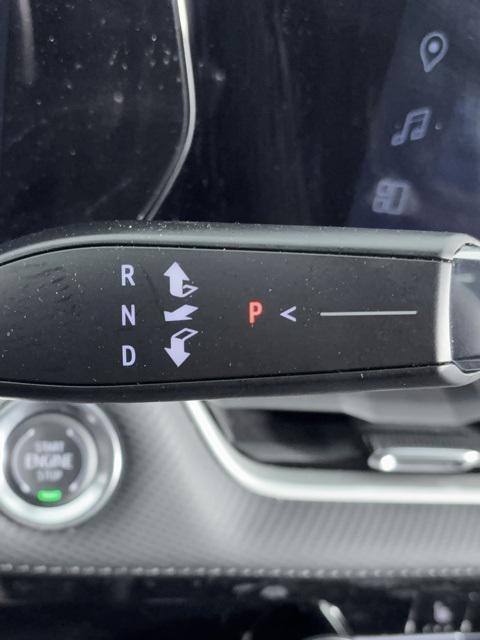 used 2025 Chevrolet Equinox car, priced at $27,376