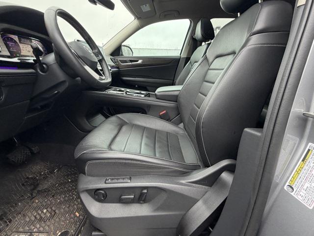 used 2024 Volkswagen Atlas car, priced at $33,824