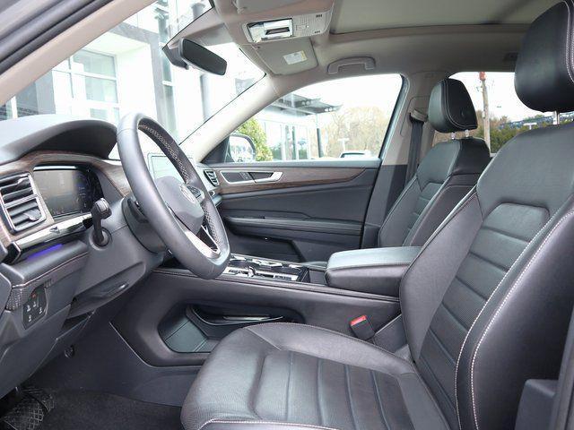used 2024 Volkswagen Atlas car, priced at $33,824