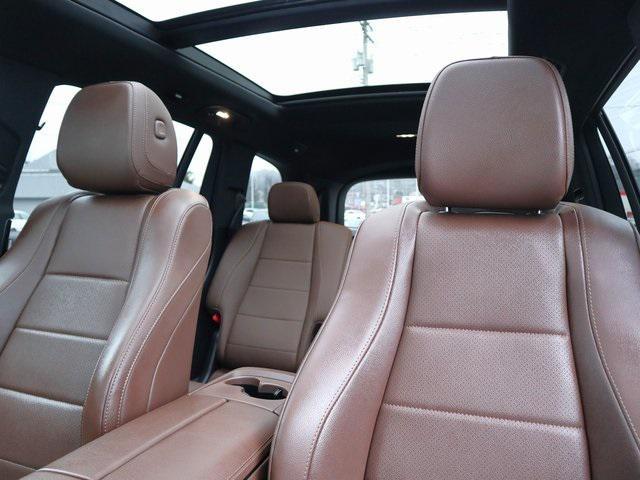 used 2024 Mercedes-Benz GLS 450 car, priced at $73,046