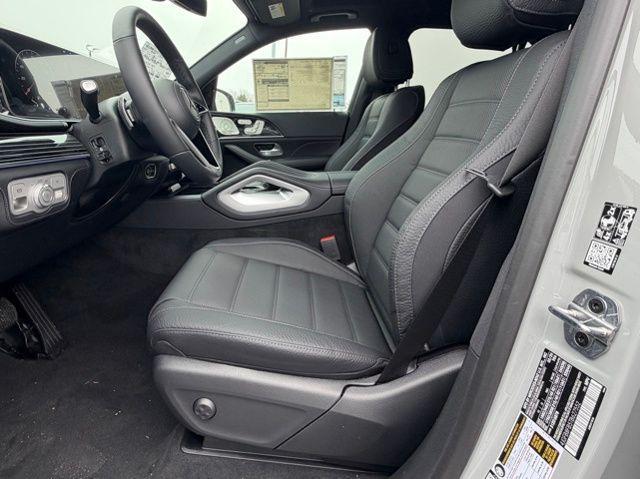 new 2026 Mercedes-Benz GLE 580 car, priced at $101,285