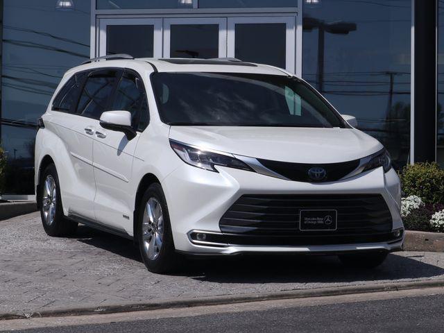 used 2021 Toyota Sienna car, priced at $38,572